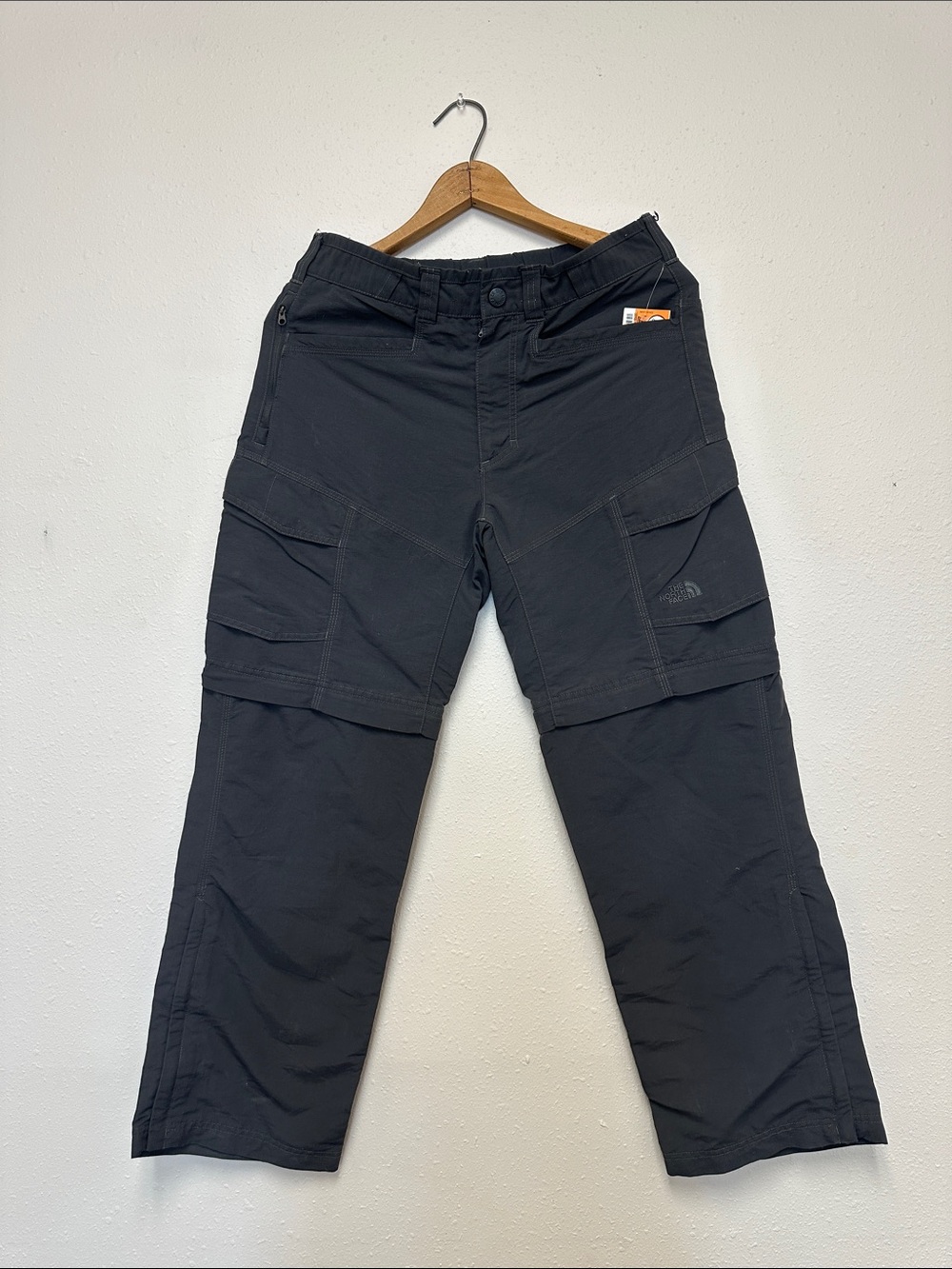 The North Face Men's Black Cargo Convertible Pants size small